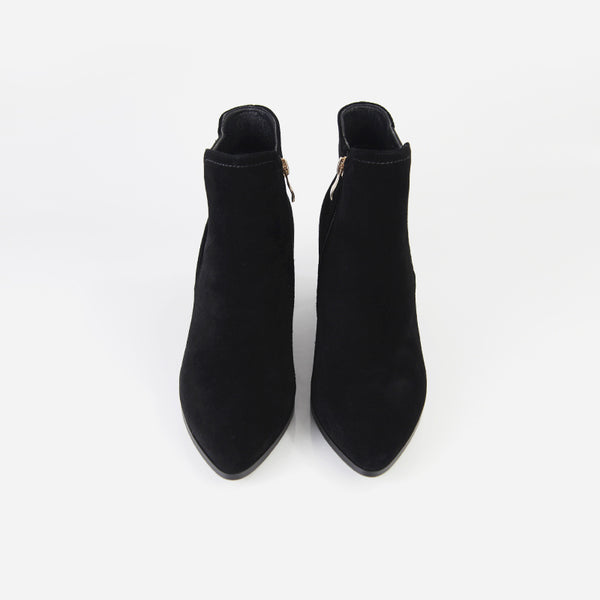 black_2_29efac91-c7ae-4974-85c4-b0a35884a254_grande